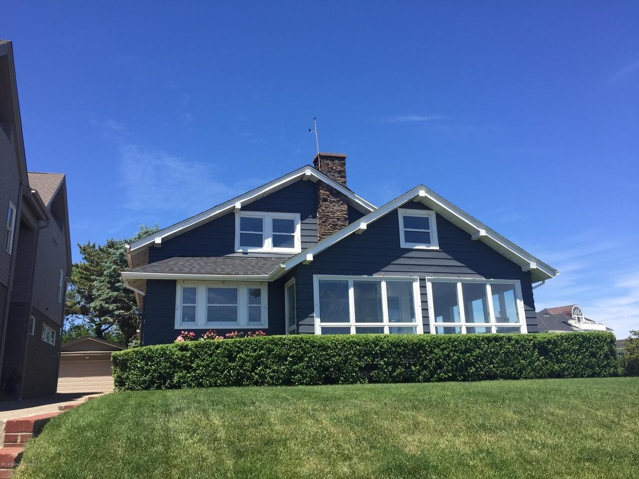 2011 Ocean Ave - Photo 2 of 24