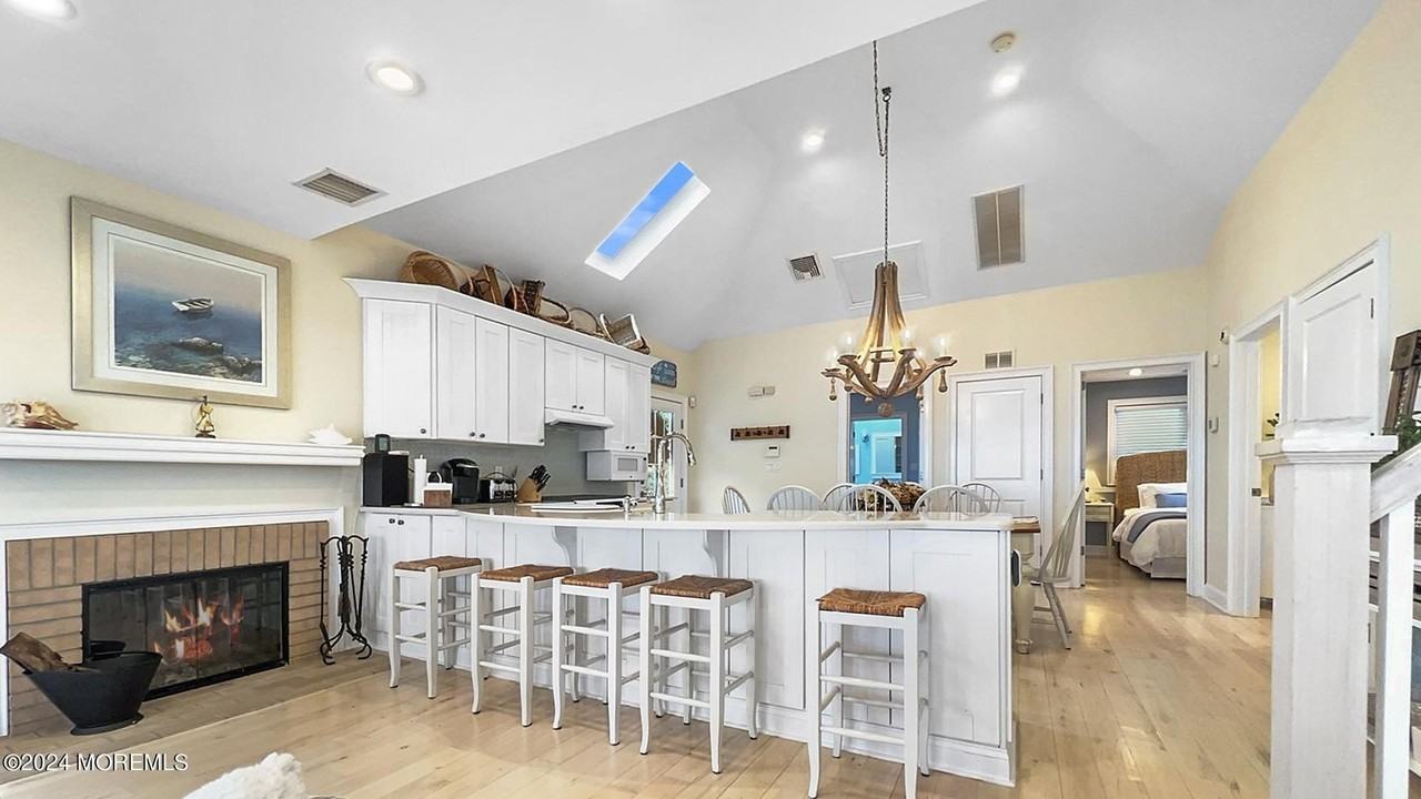 9 Pocano Ave #A - Photo 6 of 29