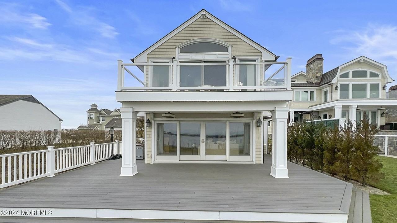 9 Pocano Ave #A - Photo 2 of 29