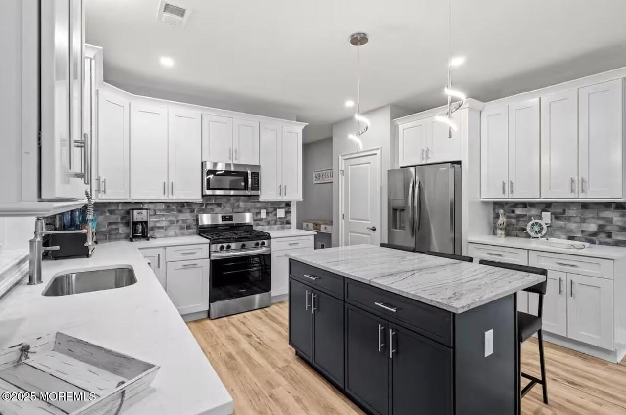 205 Carteret Ave - Photo 6 of 45