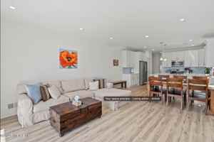 featured image of 62 Franklin Ave