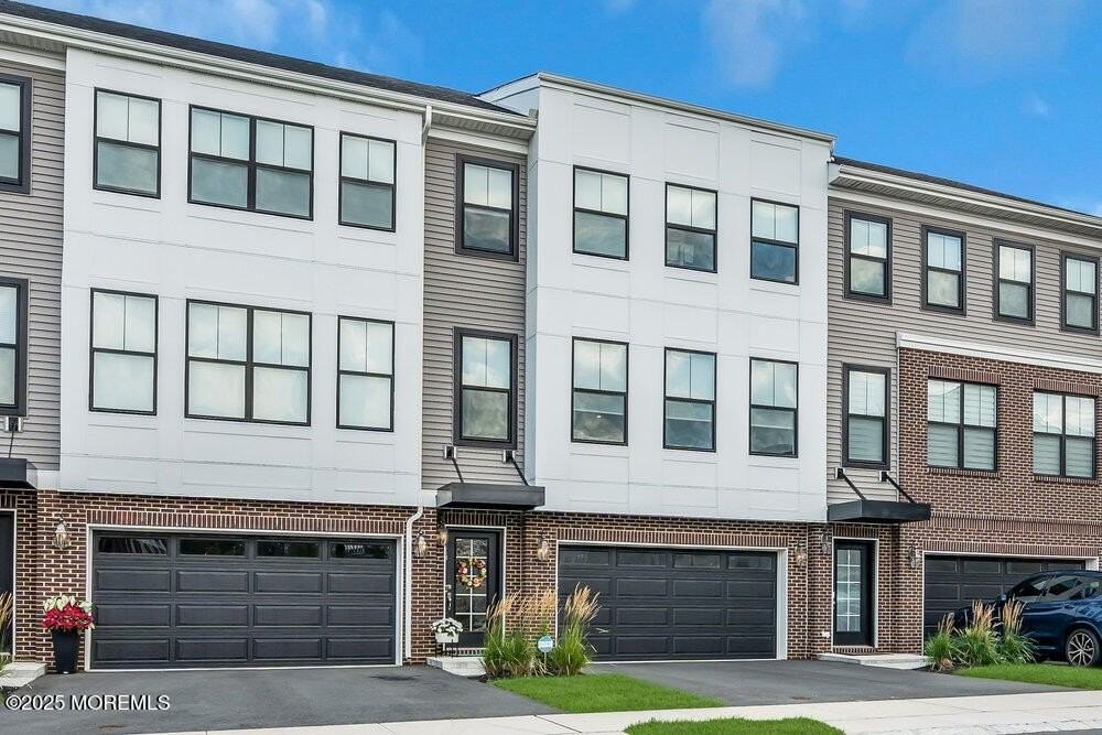 63 Bataan Ave - Photo 4 of 50