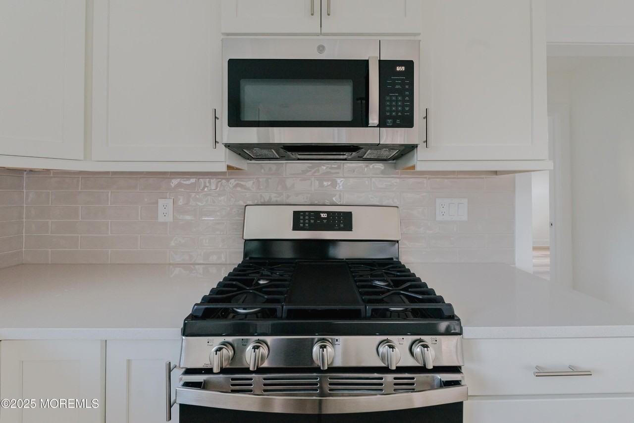 18 Catherine Street #2 - Photo 2 of 24