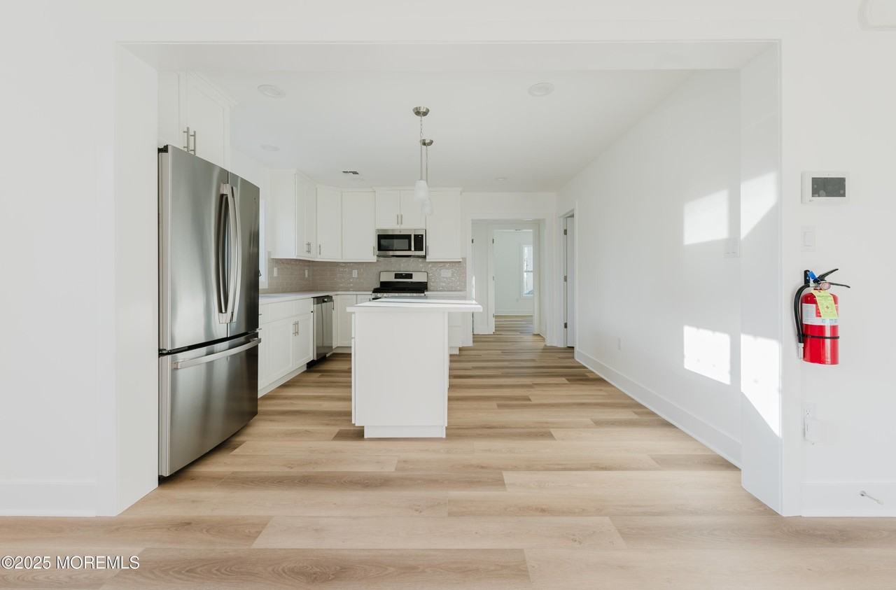 18 Catherine Street #2 - Photo 6 of 24