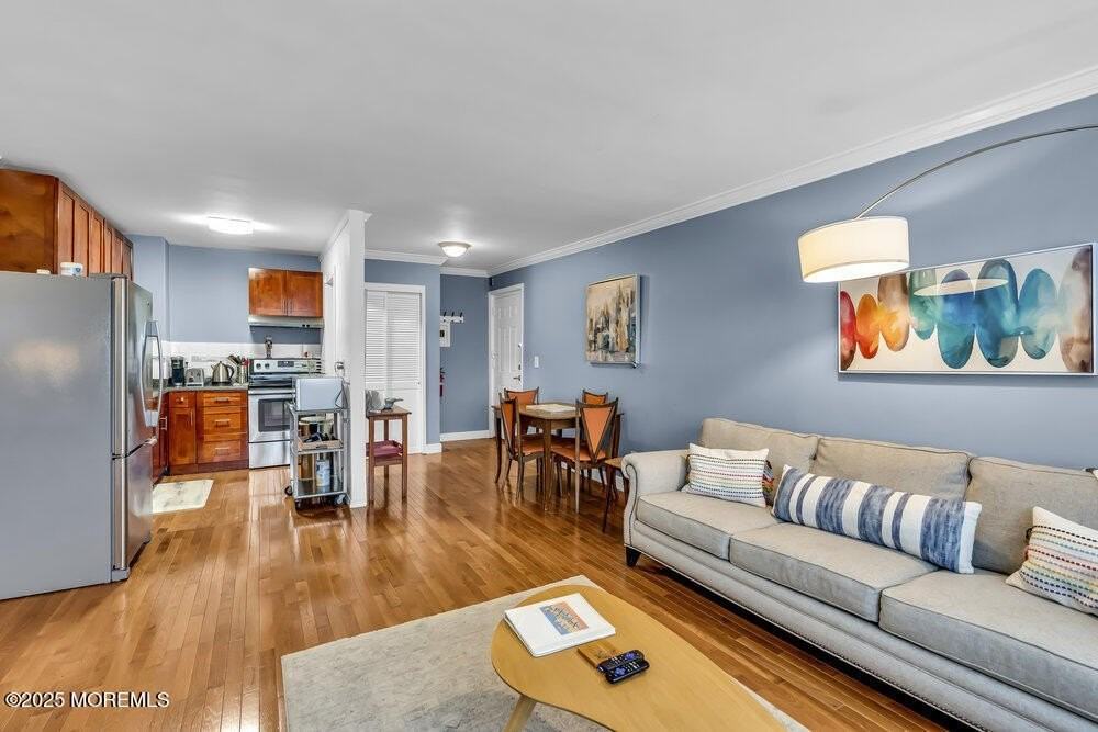 317 8th Ave Apt 303 #303 - Photo 6 of 15