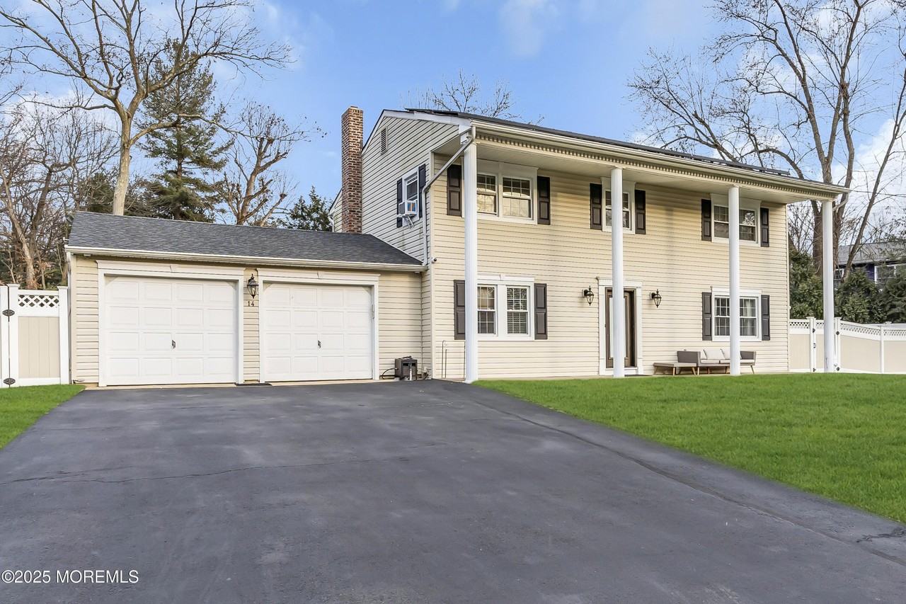 14 Regina Road - Photo 2 of 34