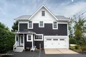 featured image of 50 1/2 South St