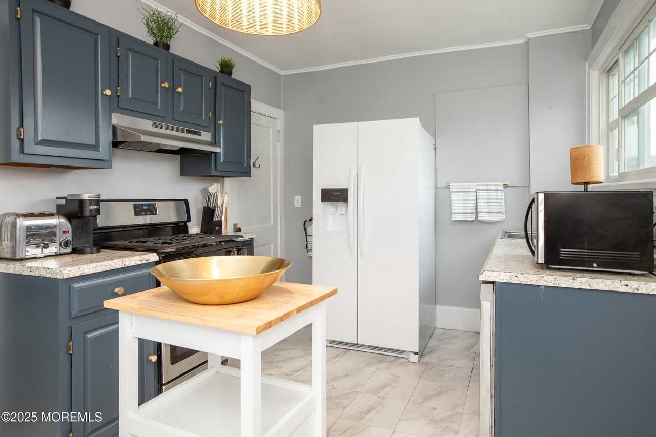 50 South Street - Photo 2 of 28