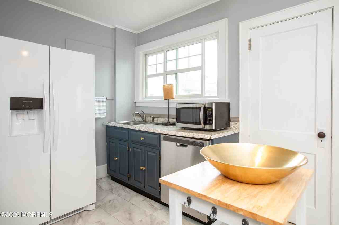 50 South Street - Photo 3 of 28