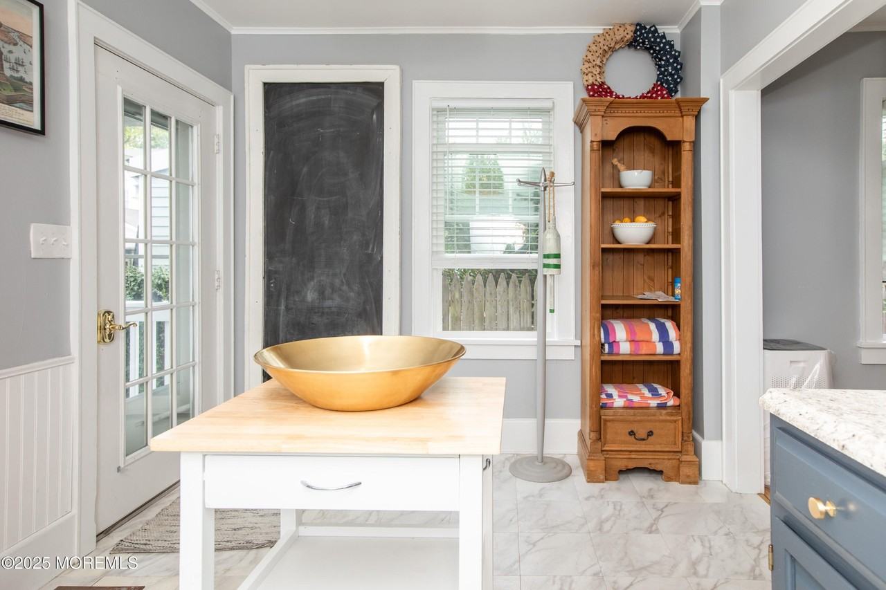 50 South Street - Photo 5 of 28