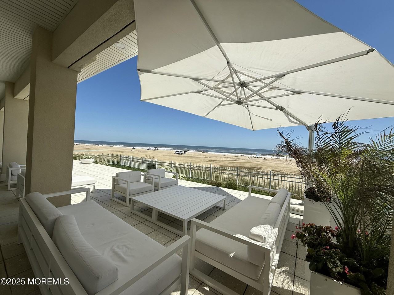 31 Riviera Dr - Photo 6 of 12