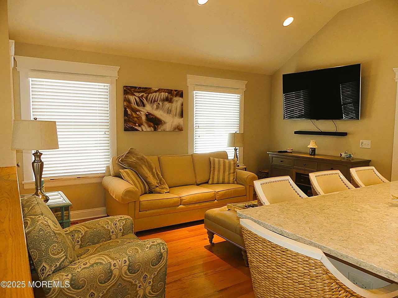 203 5th Ave Unit Rear #REAR - Photo 4 of 15