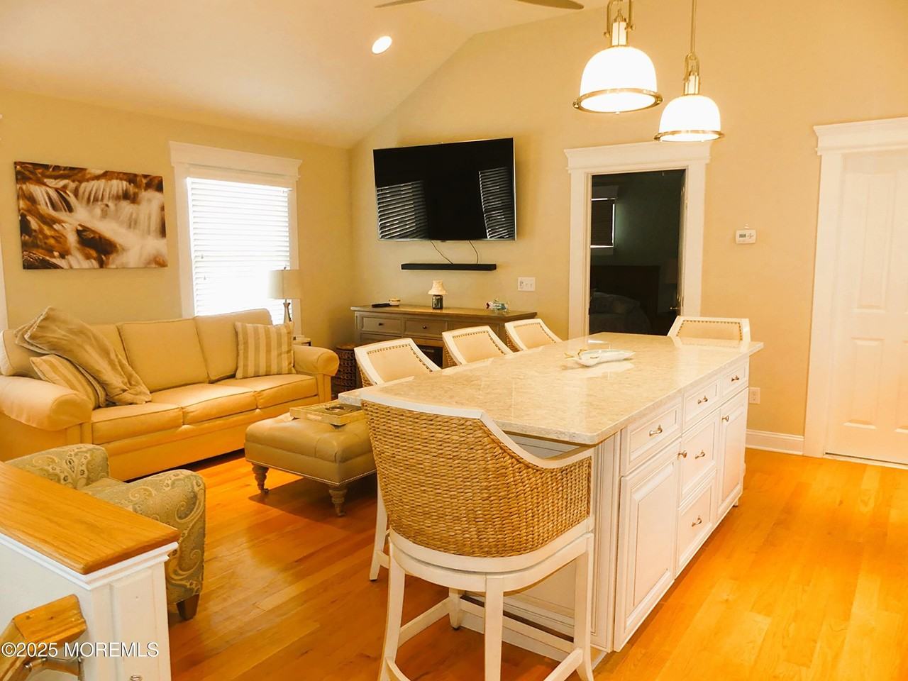 203 5th Ave Unit Rear #REAR - Photo 5 of 15