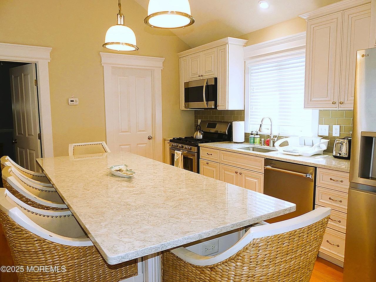 203 5th Ave Unit Rear #REAR - Photo 7 of 15