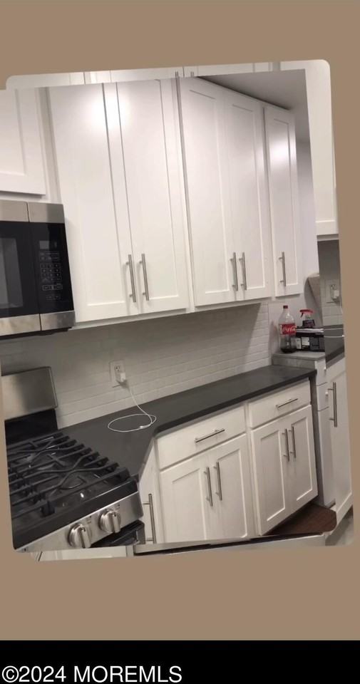 4 Oakwood Ave - Photo 5 of 6