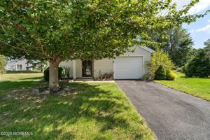 featured image of 7 Tamarack Ct