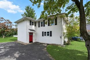 425 W Park Ave - Photo 1 of 1