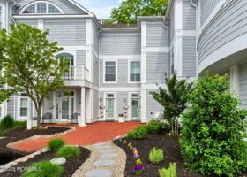 featured image of 162 Main St