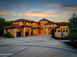 featured image of 1548 N Bay Ave