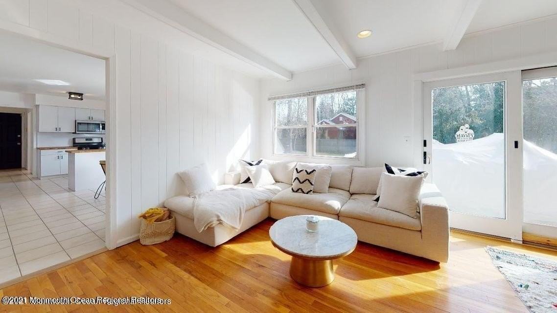 16 Muncy Dr - Photo 2 of 25