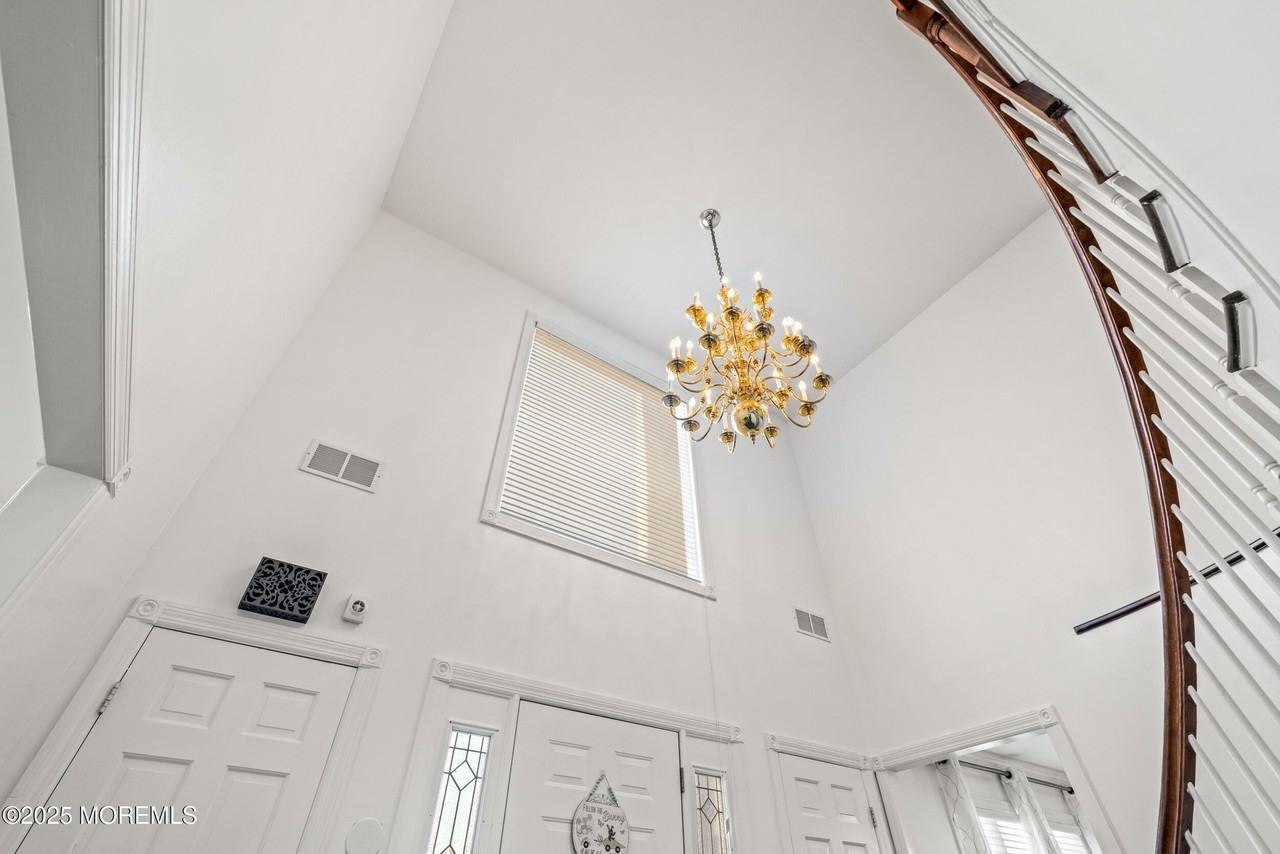 20 S Arlene Dr - Photo 5 of 32