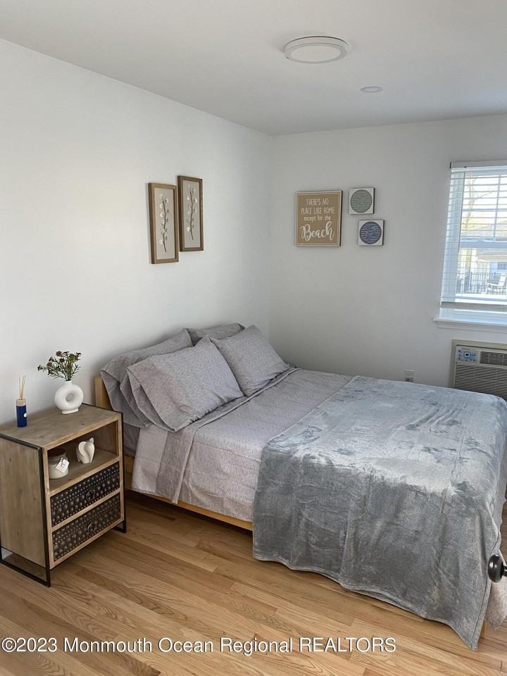 311 Fourth Avenue #202 - Photo 5 of 13