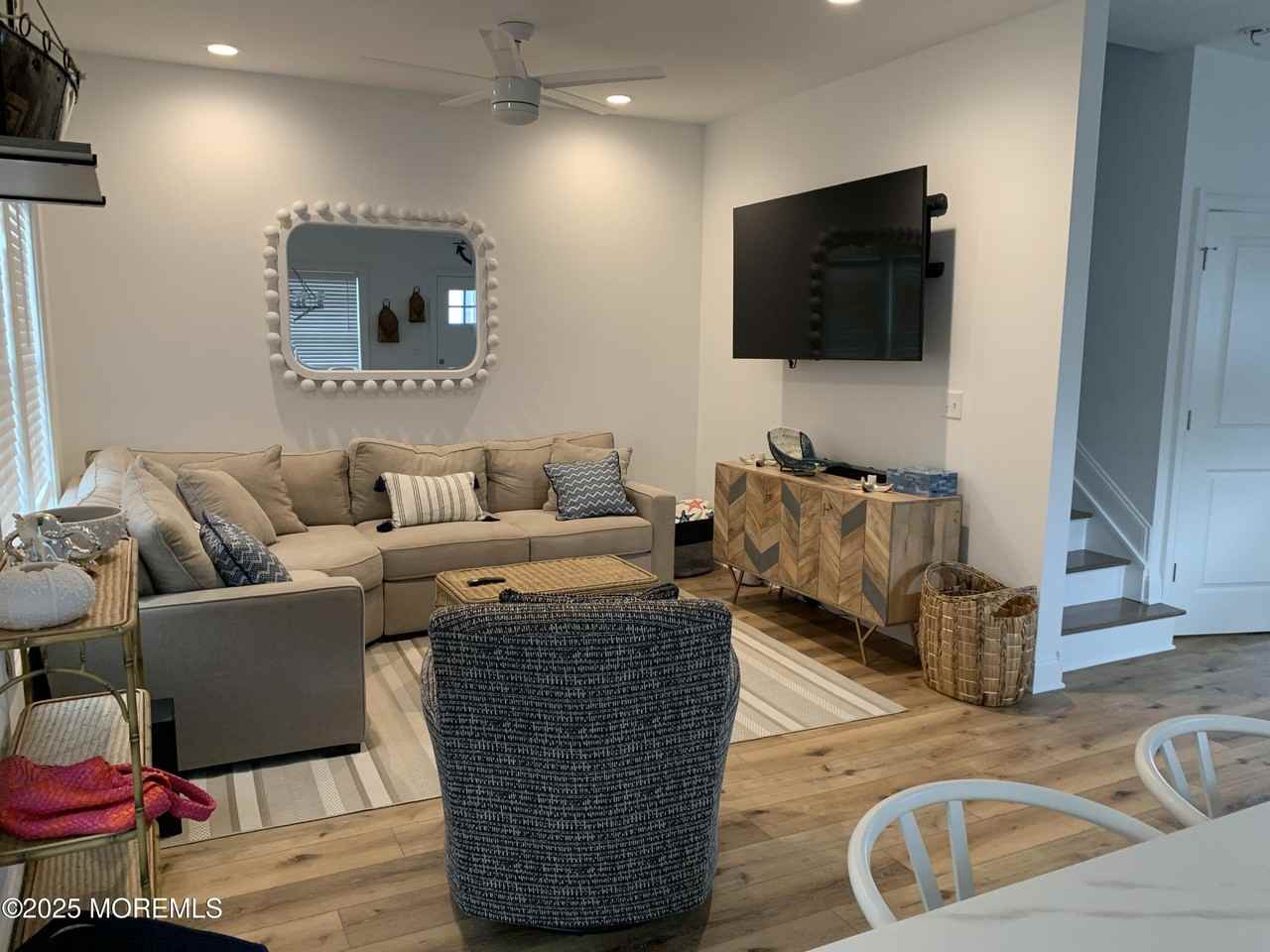 72 Spray Way - Photo 4 of 14