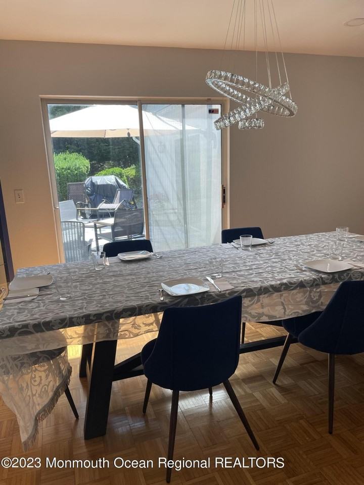 14 Baker Dr - Photo 5 of 17