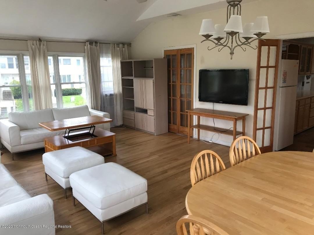 3 3 Cedar Avenue unit: Downstairs - Photo 4 of 8