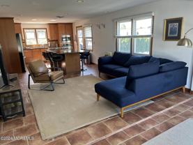 406 9th Ave - Photo 1 of 1