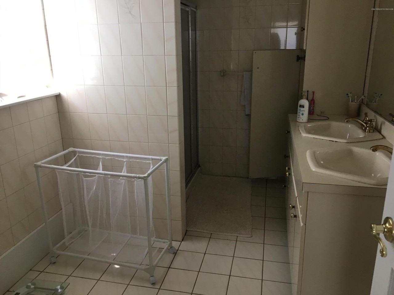 229 Overbrook Ave - Photo 6 of 8