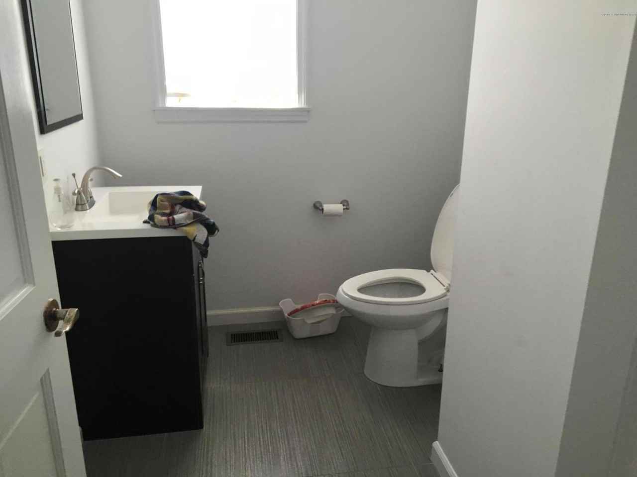 229 Overbrook Ave - Photo 7 of 8