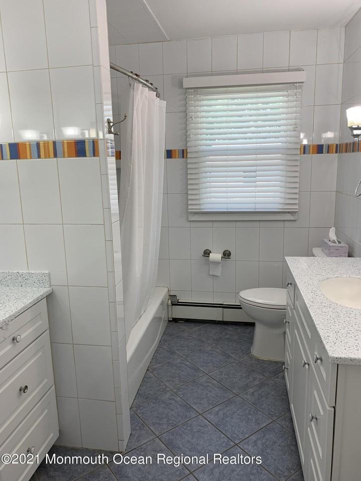 135 Ampere Ave - Photo 6 of 26