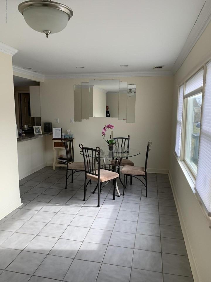 191 Norgrove Ave - Photo 2 of 6