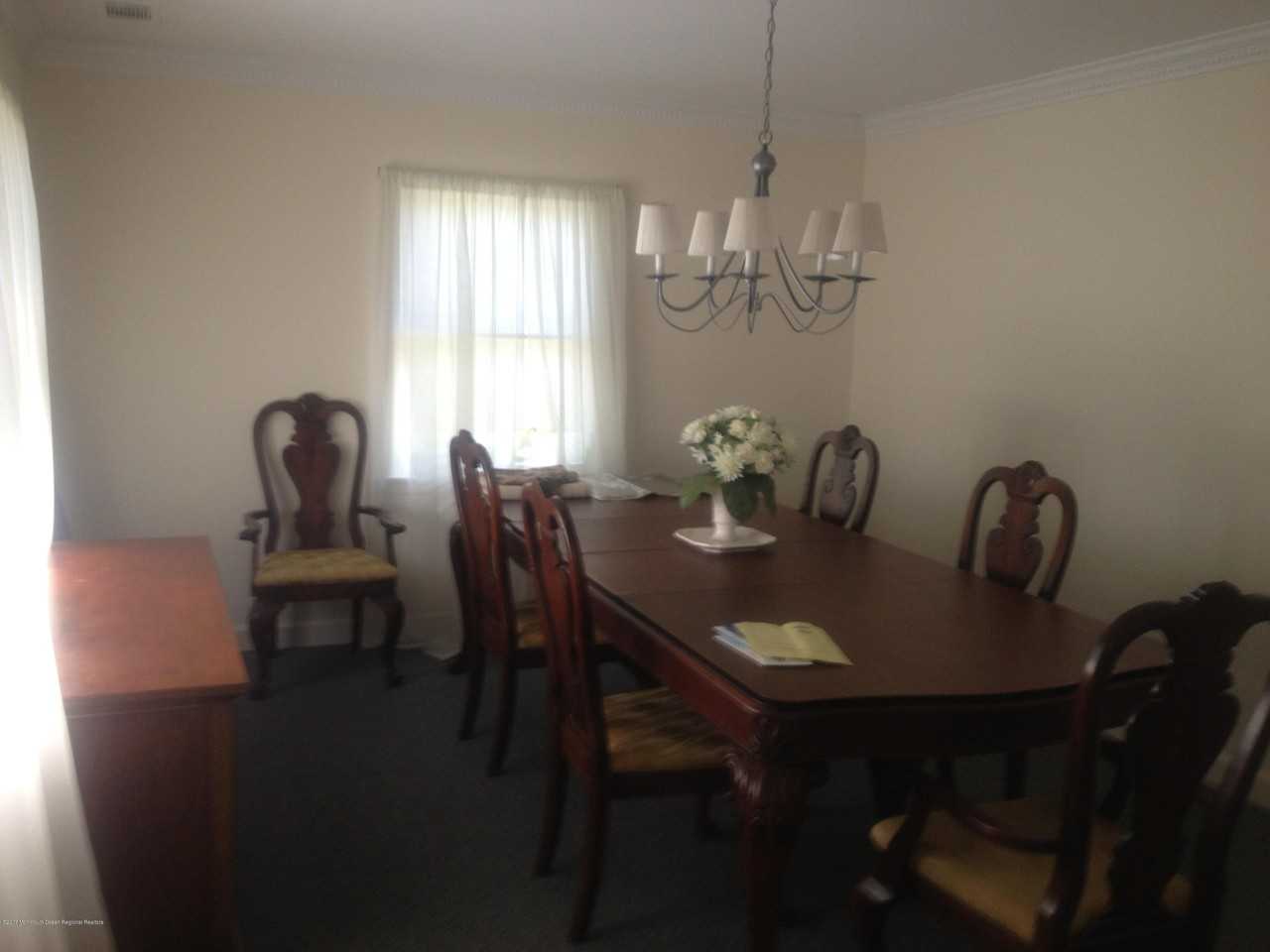 191 Norgrove Ave - Photo 3 of 6