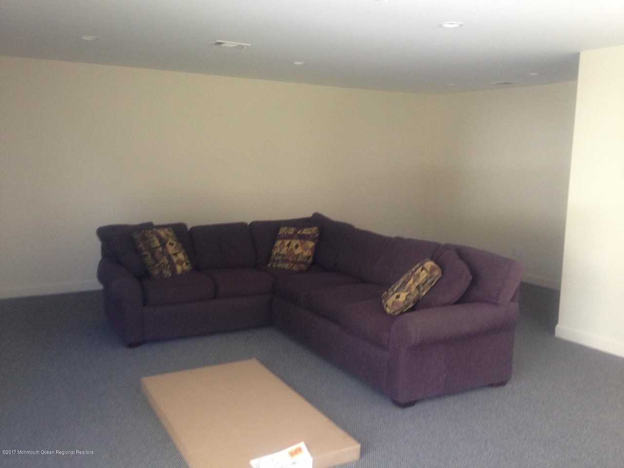 191 Norgrove Ave - Photo 5 of 6