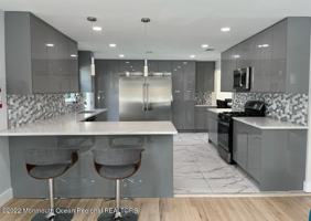 featured image of 279 Lake Ave