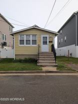 729 8th St - Photo 1 of 1