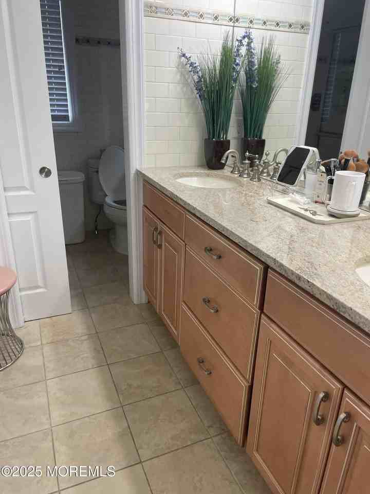 400 Grant Ave - Photo 3 of 17