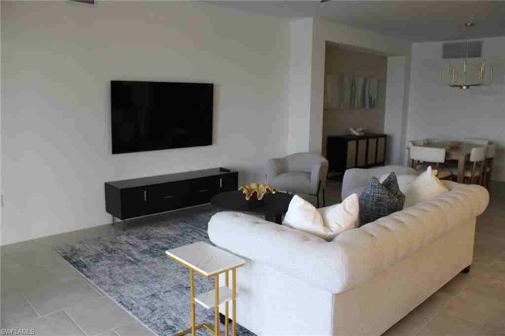 5661 Melbourne Ct #8011 - Photo 6 of 37