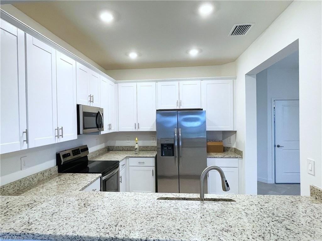 14279 Pine Lodge Ln - Photo 5 of 15