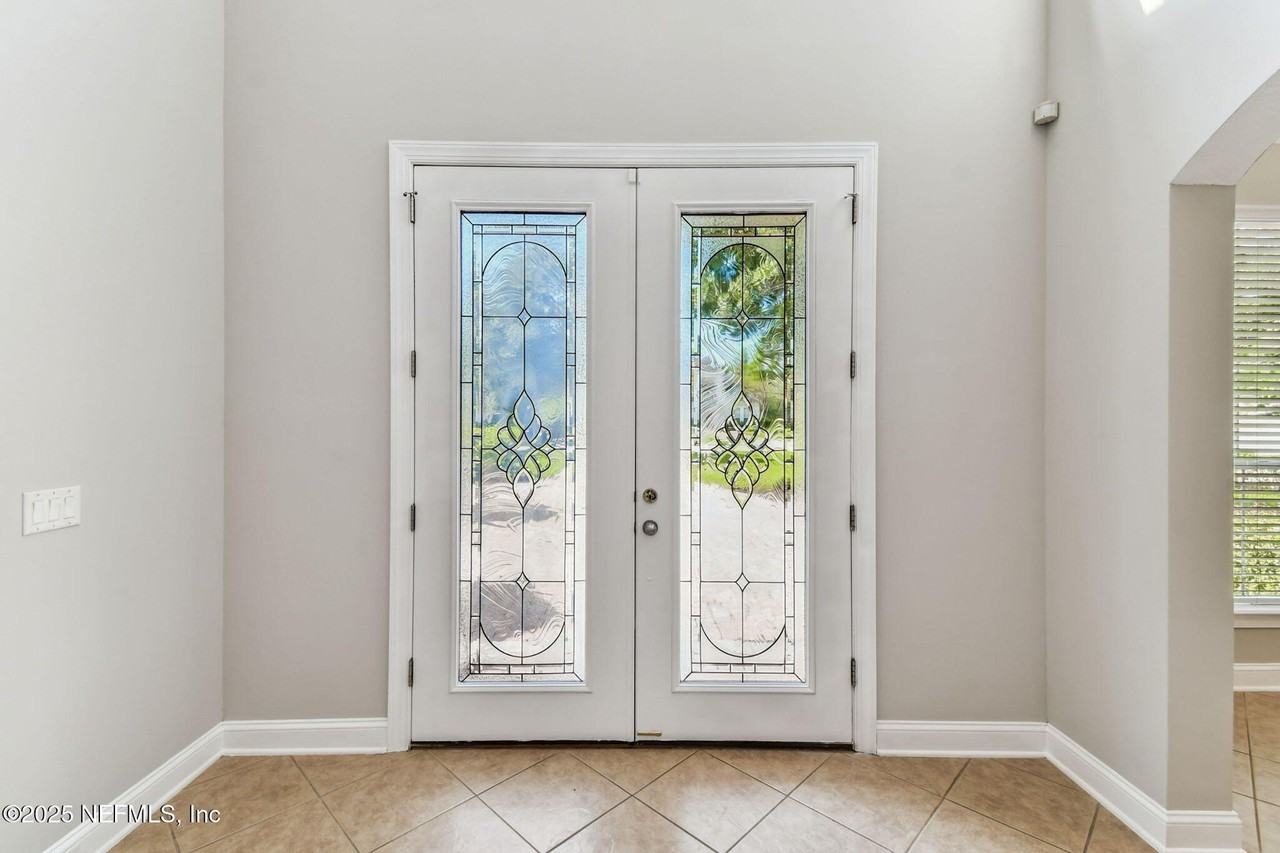 263 Stonewell Dr - Photo 6 of 50