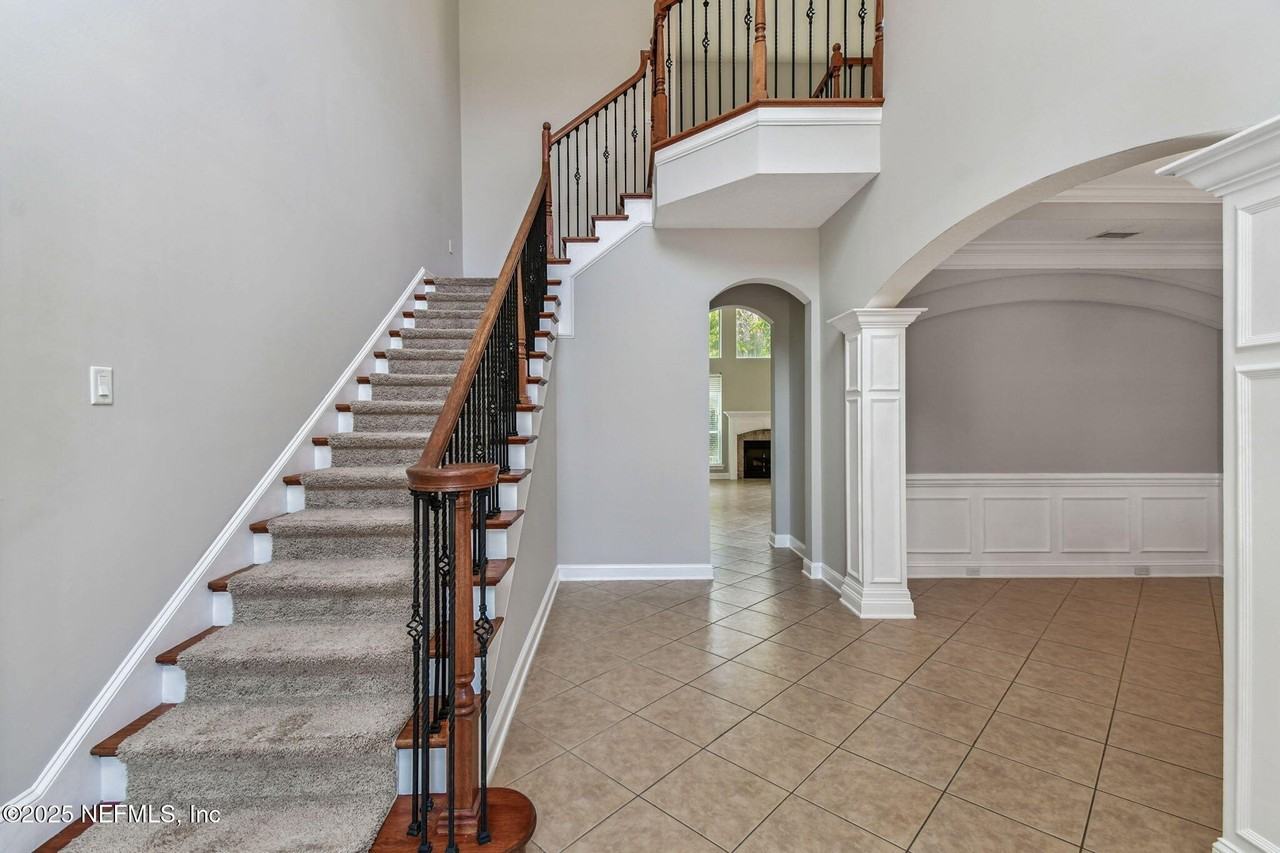 263 Stonewell Dr - Photo 7 of 50