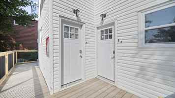 featured image of 7 Exmouth St #BS