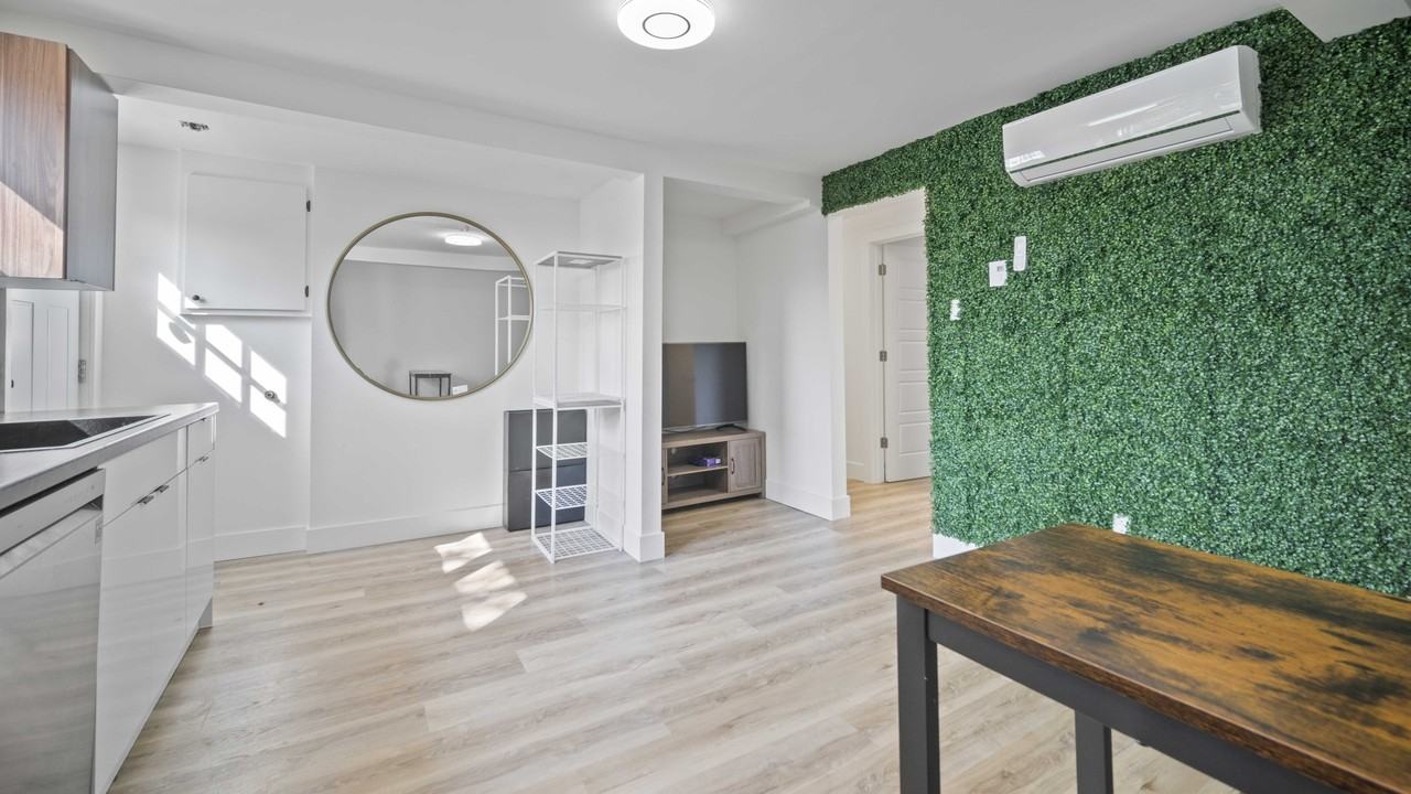 7 Exmouth St #BS - Photo 2 of 17