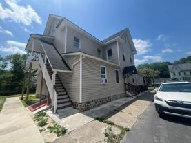100 Broad St Apt E #E - Photo 1 of 1