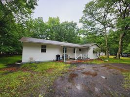 featured image of 407 Mountain Rd