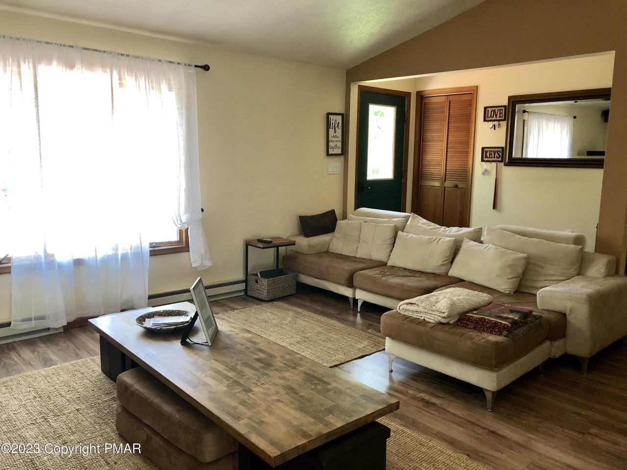 56 Winding Way - Photo 3 of 8