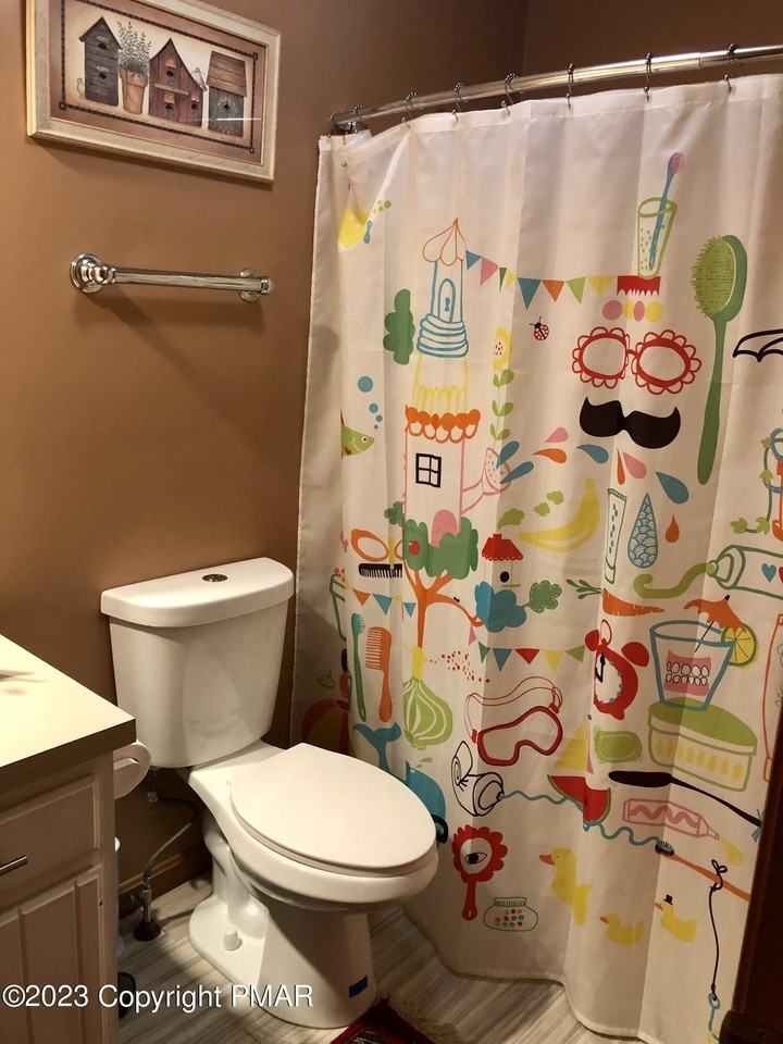 56 Winding Way - Photo 7 of 8