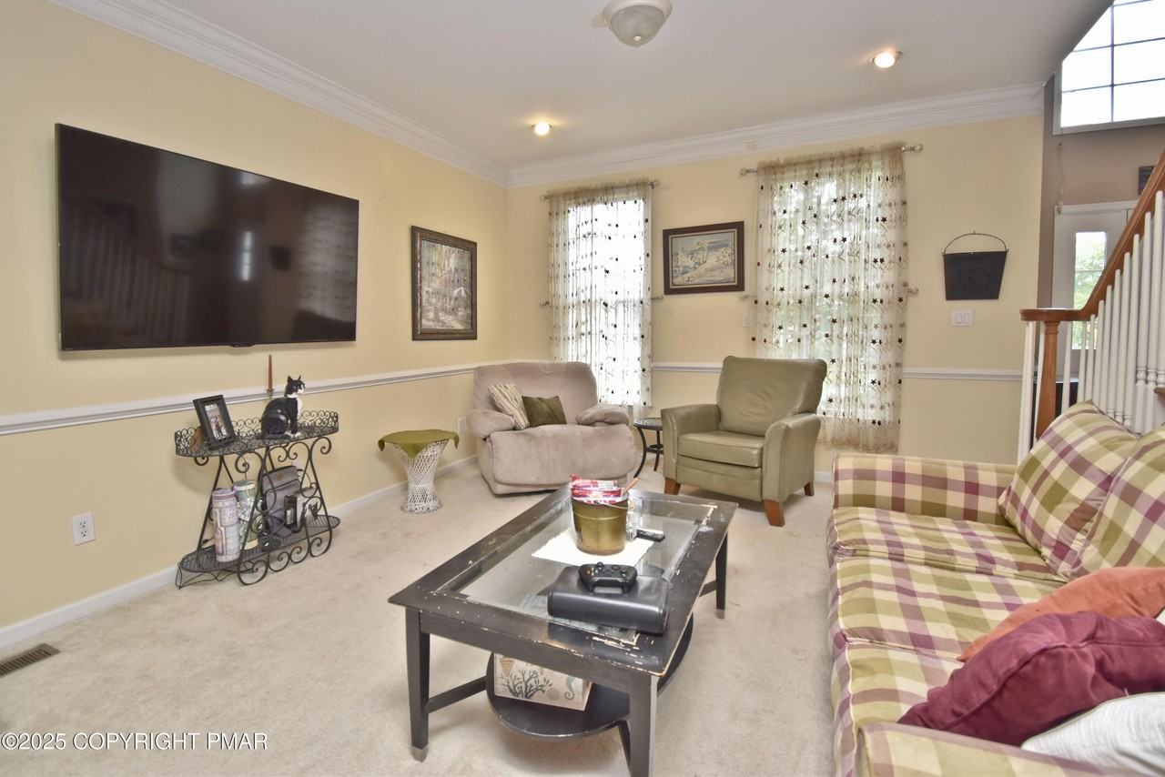 3257 Doral Ct - Photo 5 of 43